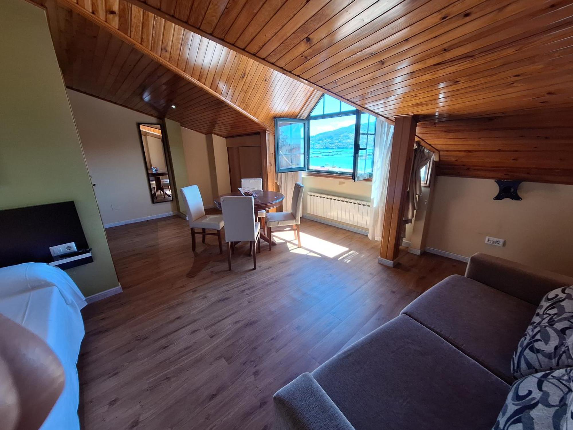 Hostal O Galeon San Luis Moaña Esterno foto