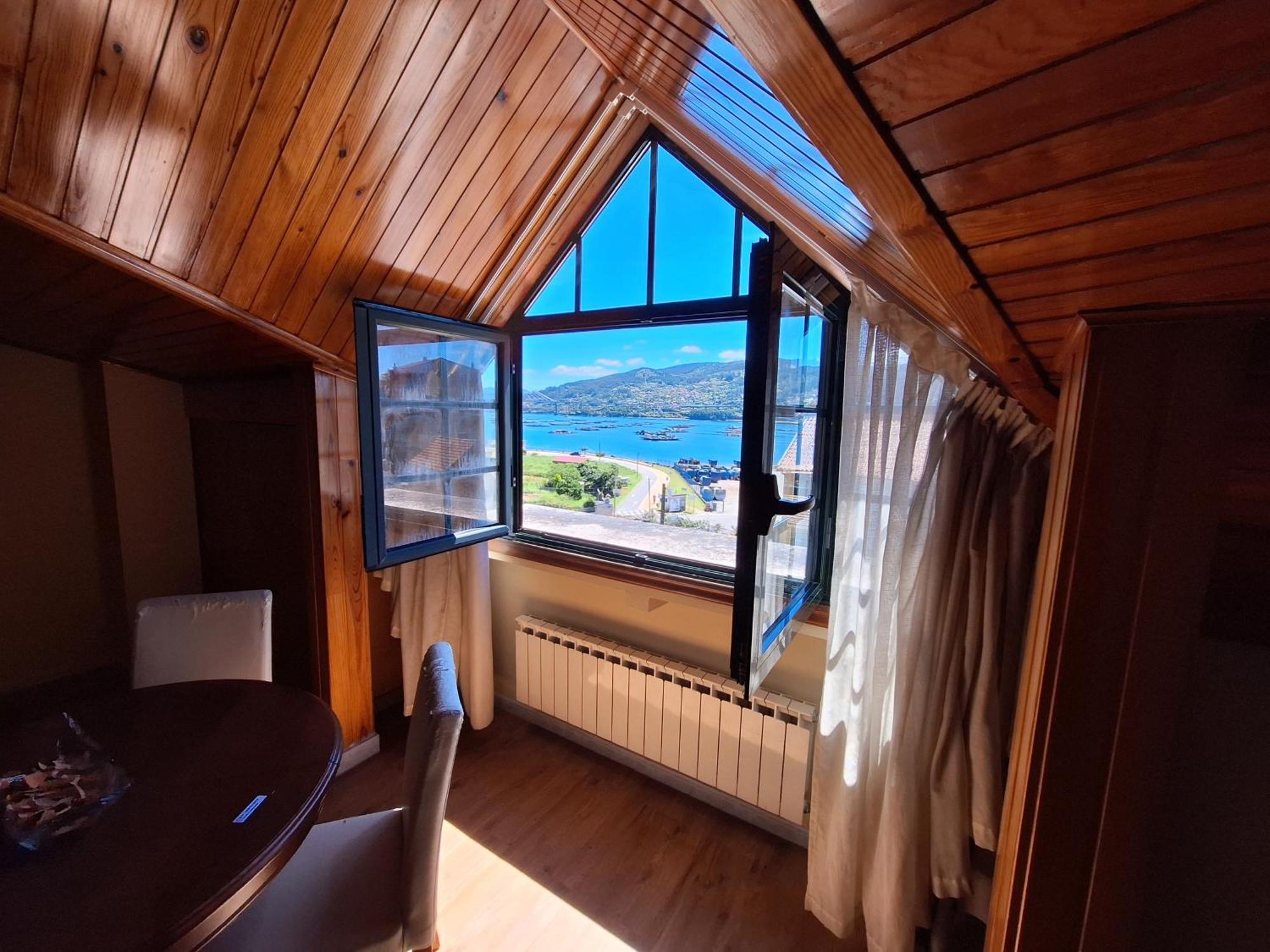 Hostal O Galeon San Luis Moaña Esterno foto